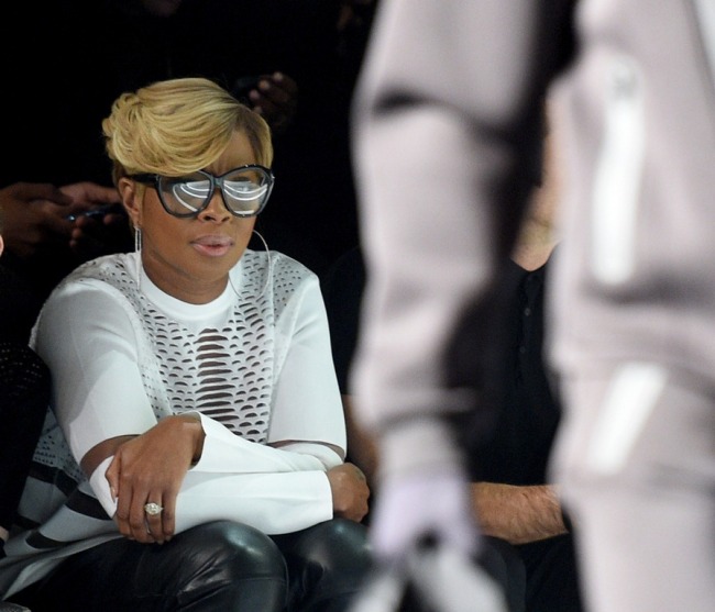 Singer Mary J. Blige watches the fashion show of the Alexander Wang collaboration with H&M in New York in October. (H&M)
