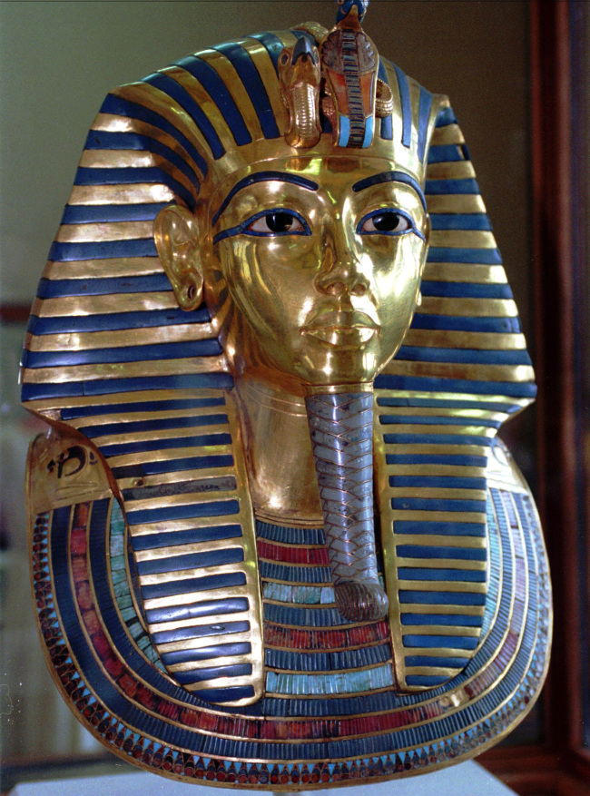 The mask of King Tutankhamun at the Egyptian Museum in Cairo. (AP-Yonhap)