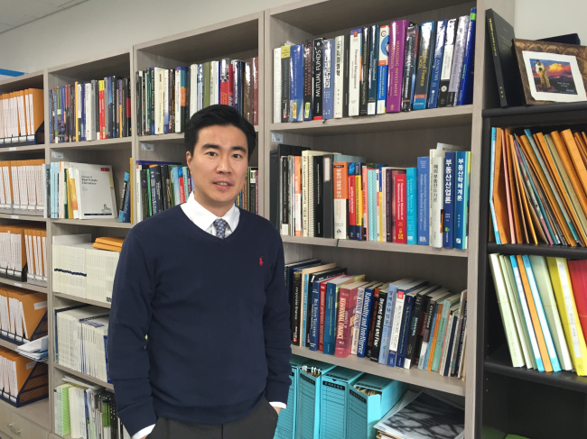 Professor Jin Chang-ha of Hanyang University’s Department of Economics