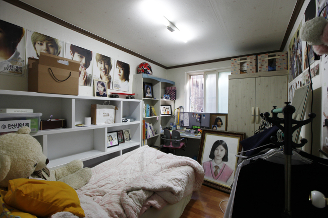 The bedroom of Han Se-young, a sophomore of Danwon High School and one of the 304 victims of the Sewol ferry sinking