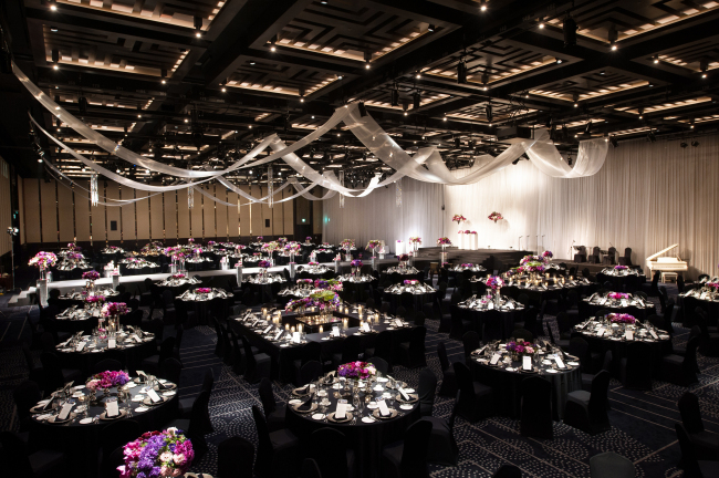 Wedding table decorations at the InterContinental Grand Seoul Parnas. (InterContinental Grand Seoul Parnas)