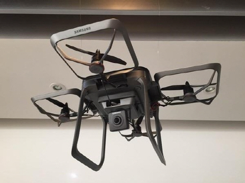 Samsung Techwin’s Cube Copter, a quadrotor aerial drone that features folding propellers and a built-in surveillance camera. (Samsung Techwin)