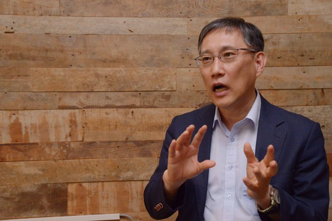 Nam Ki-jeong, a professor at Seoul National University’s Institute for Japanese Studies, speaks in an interview with The Korea Herald on Thursday in Seoul. (Chung Hee-cho/The Korea Herald)