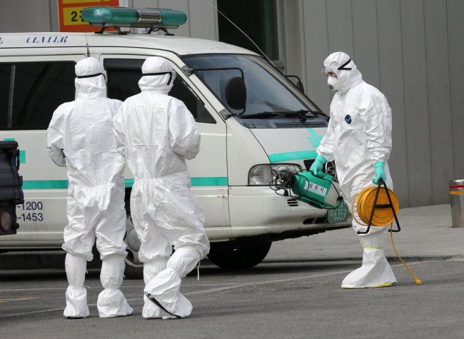 A hospital in Gangneung, Gangwon Province, has been closed amid MERS concerns. (Yonhap)