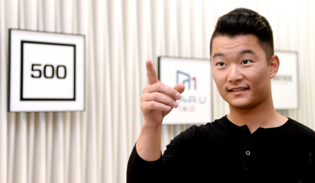 Tim Chae, venture partner of 500 Kimchi, speaks during an interview with The Korea Herald at the fund's office in Google's Campus Seoul in southern Seoul last week. Park Hyun-koo/The Korea Herald