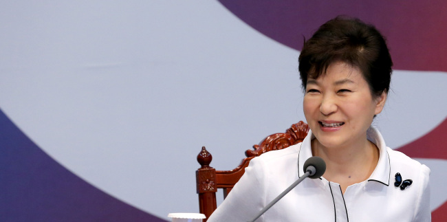 President Park Geun-hye speaks at a Cabinet meeting on Tuesday. (Yonhap)