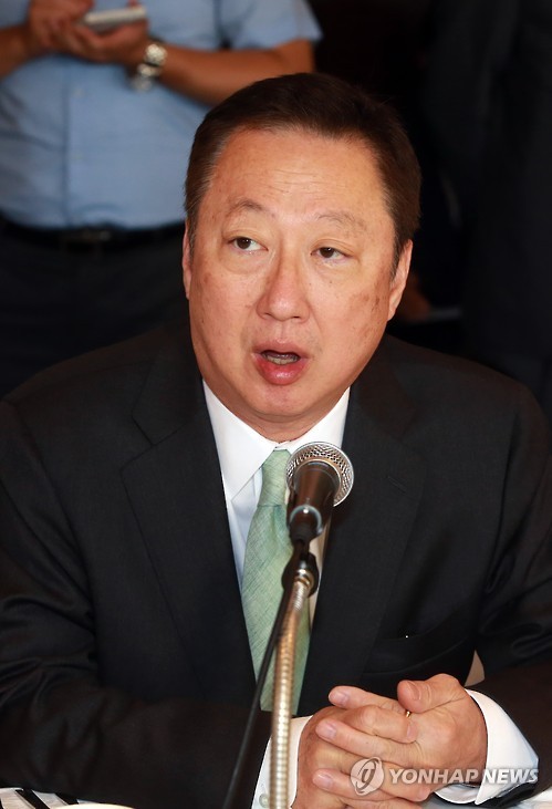 Doosan Group chairman and CEO Park Yong-maan