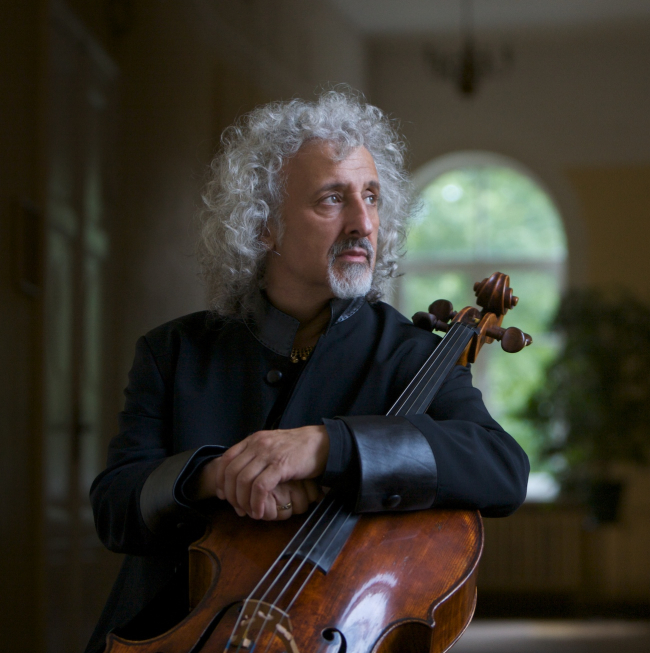 Latvian-born Israeli cellist Mischa Maisky (Courtesy of Hideki Shiozawa)