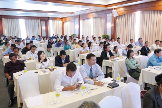 Guests participate in the ecotourism conference held in Pakse, Laos, on Friday. (ASEAN-Korea Center)