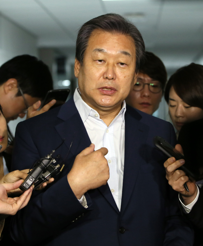                                                  The ruling Saenuri Party leader Rep. Kim Moo-sug. Yonhap