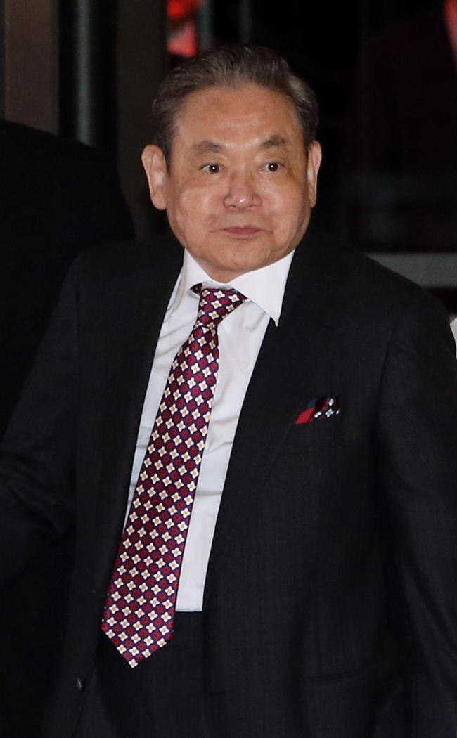                                                                                            Lee Kun-hee