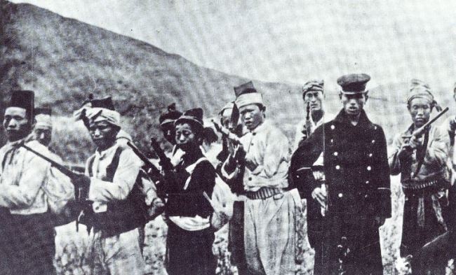 This photo taken by McKenzie shows soldiers of the 1908 Righteous Army in Yangpyeong. (Korea’s Fight for Freedom)