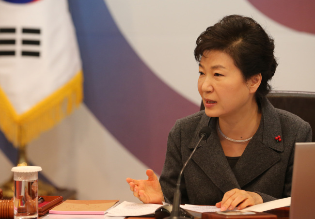 President Park Geun-hye speaks during a Cabinet meeting at Cheong Wa Dae on Tuesday. (Yonhap)