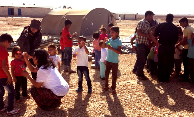 Syrian children in a refugee camp in Turkey (Help Syria)