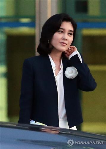 Samsung' billionaire businesswoman Lee Boo Jin spotted at son's school event