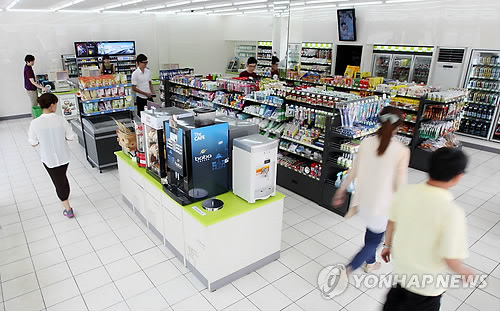 Caption: Inside of a local convenience store. (Yonhap)