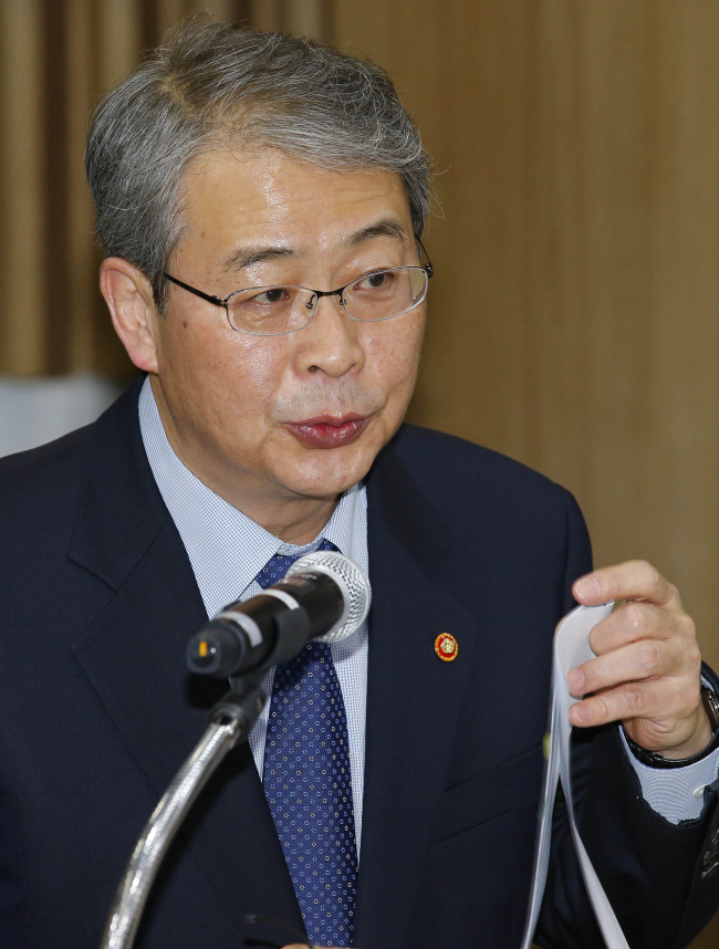 Financial Services Commission chairman Yim Jong-yong (Yonhap)