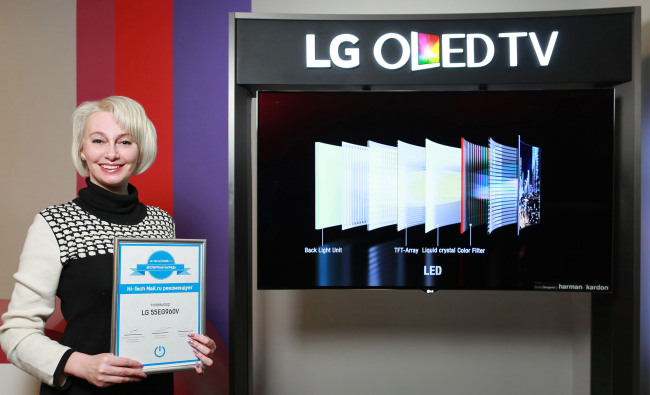 BEST TV IN RUSSIA -- LG Electronics’ 55-inch (140 centimeters) Ultra OLED TV (product name 55EG960V) has been named “Flagship of the Year” by Russia’s leading information technology website Hi-Tech Mail, the company said Sunday. The Korean tech giant has won the top honor for the second consecutive year. (LGE)