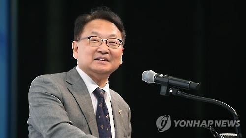 Finance Minister Yoo Il-ho