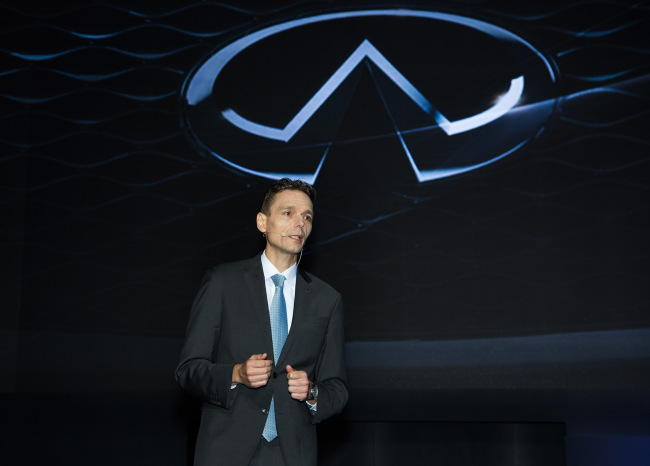 Roland Krueger, president of Infiniti (Infiniti)