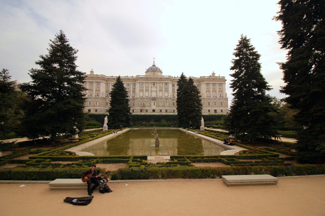 An exterior view of the Royal Palace of Madrid in Madrid, Spain. (Julie Jackson/The Korea Herald)