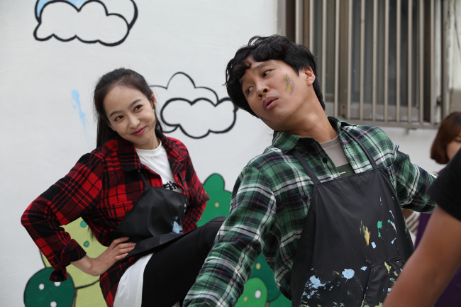 Victoria Song (left) and Cha Tae-hyun star in “My New Sassy Girl” (Little Big Pictures)