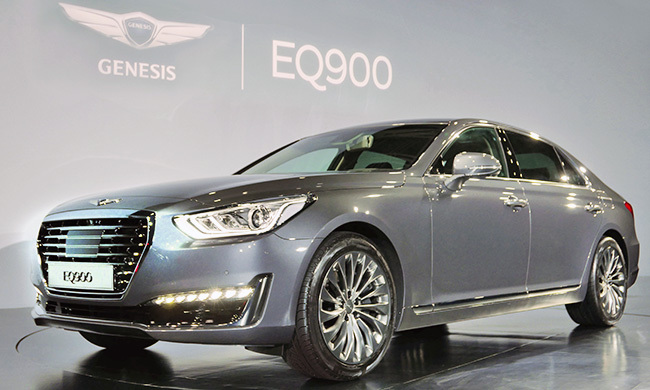 Genesis’ EQ900 (Hyundai Motor)