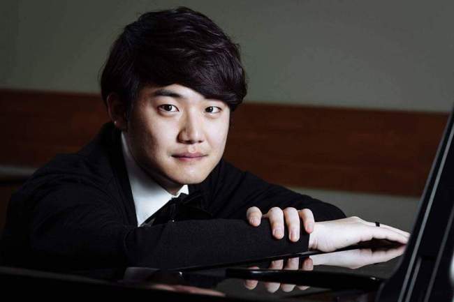 Pianist Lee Jung-soo