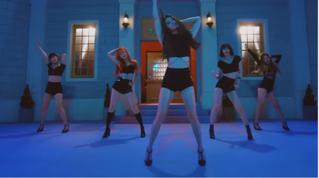 A still from the music video of “L.I.E,” the lead song of EXID’s first studio album “Street” (Banana Culture)
