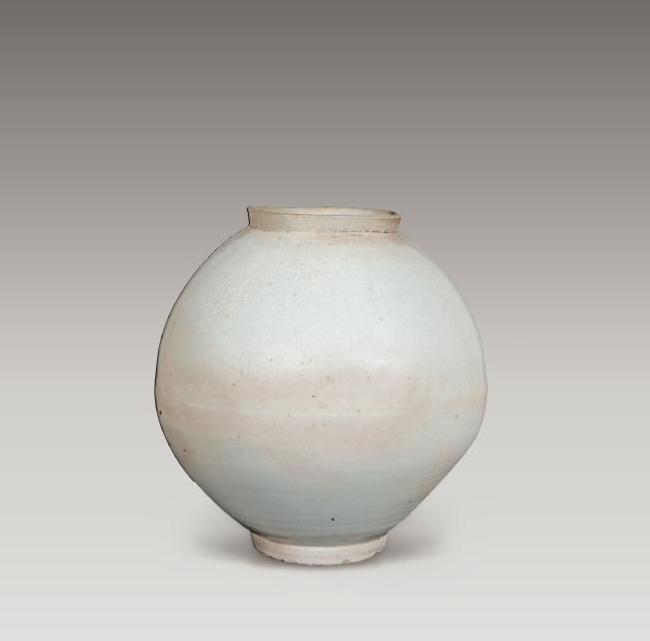 Moon Jar, late 18th century (K Auction)