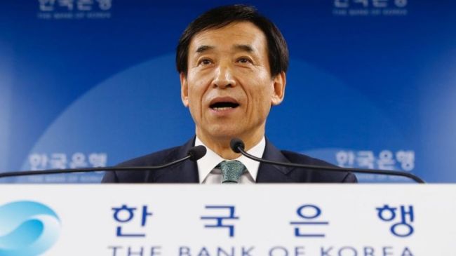 Governor of the Bank of Korea Lee Ju-yeol speaks during a press conference.