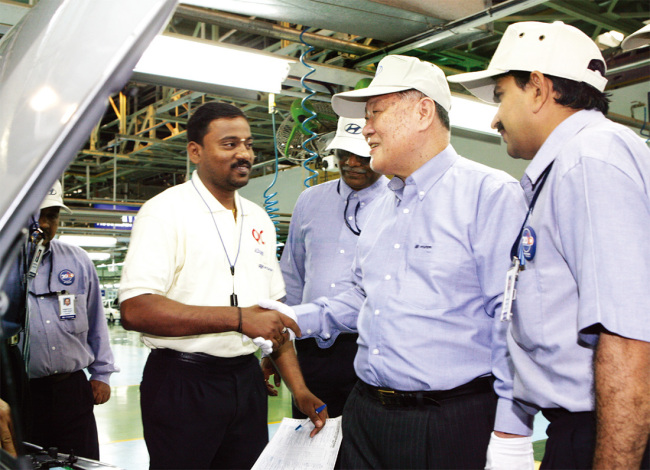 Hyundai Motor Group Chairman Chung Mong-koo visits Hyundai Motor’s India plant in Chennai, India. Hyundai Motor Group
