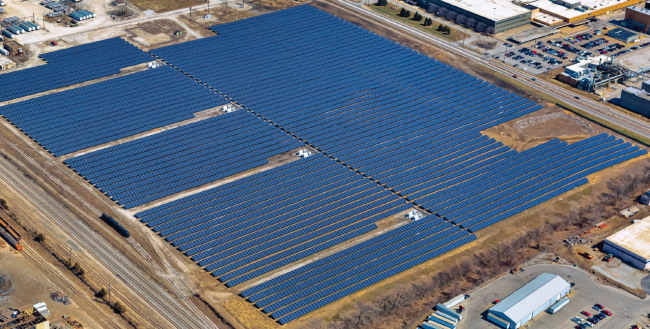 Maywood Solar Farm constructed by Hanwha Q Cells in Indianapolis, Indiana.