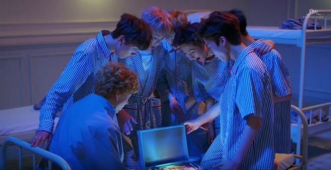 A still of the music video for NCT Dream’s “Chewing Gum” (Official YouTube)