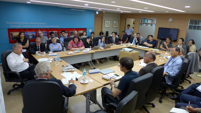 A seminar titled “Hard Target: sanctions, engagement and the North Korean case” at the East Asia Foundation in Seoul on Aug. 22. (Joel Lee / The Korea Herald)