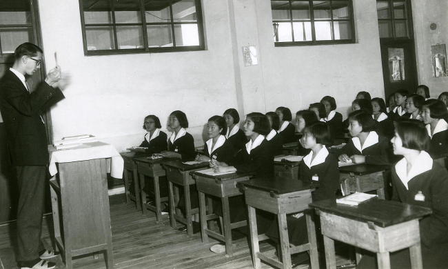 Old photos donated by former US Peace Corps volunteers in Korea for an exhibition at the the National Museum of Korean Contemporary History in Seoul (KOICA)