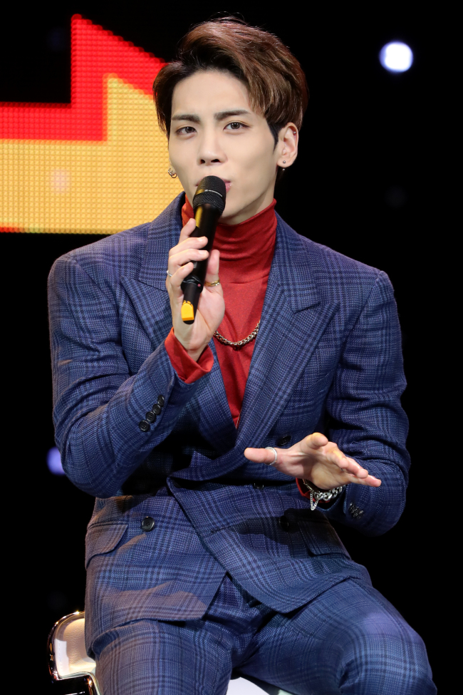 Jonghyun of K-pop group SHINee speaks at a press showcase for the release of the group’s fifth album, “1 of 1,” at the SMTOWN Coex Artium in southeastern Seoul on Tuesday afternoon. (Yonhap)
