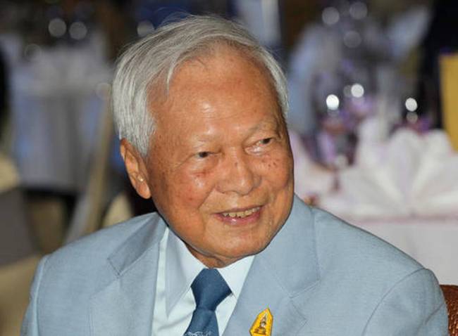 Prem Tinsulanonda, the regent who will be caretaker of Thailand's monarchy following the death of King Bhumibol Adulyadej, at a charity event in Bangkok in 2004. (AP Photo)