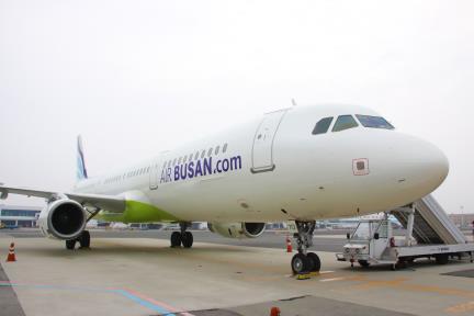 This undated photo, released by Air Busan on Oct. 31, 2016, shows a passenger plane of the low budget carrier of Asiana Airlines Inc. (Yonhap)