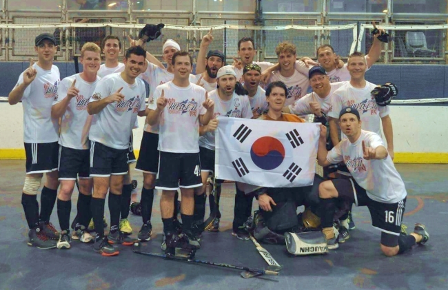 Team Korea poses after winning the inaugural ISBHF Asia Championships in Hong Kong on Nov. 13. (CBHK)