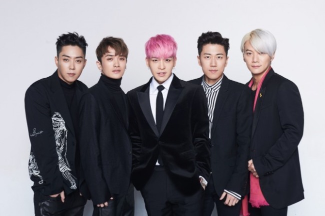 K-pop group Sechs Kies poses for a photo before an interview at YG Entertainment headquarters on Friday, Dec. 2. (YG Entertainment)