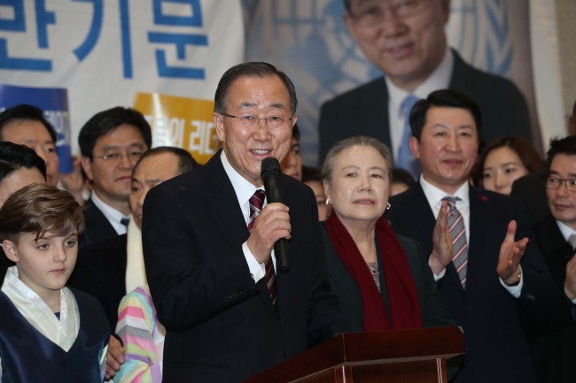 Former UN Secretary-General Ban Ki-moon speaks at a press conference after returning home through Incheon International Airport on Thursday. (Lee Sang-sub/The Korea Herald)