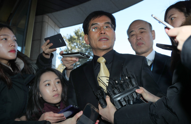 Jo Seong-min, head of The Blue-K, appears before the Constitutional Court at the 12th hearing of President Park Geun-hye's impeachment trial, Thursday. (Yonhap)