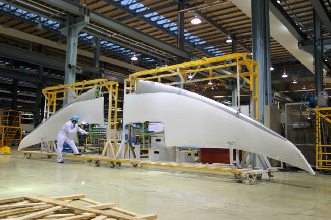 Raked wing tips being produced at the Korean Air Busan Tech Center (Korean Air)