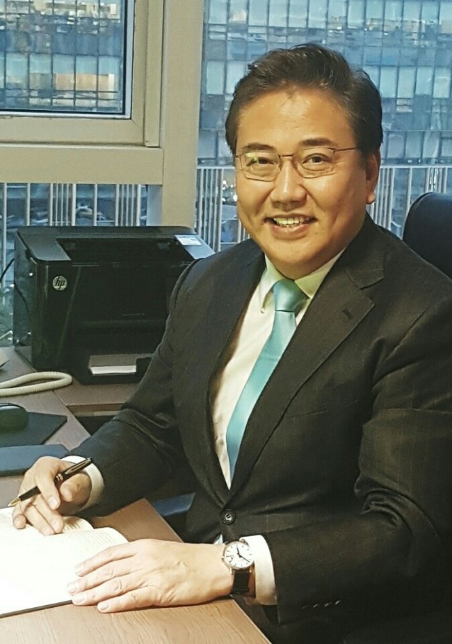 Park Jin. Korean American Association.