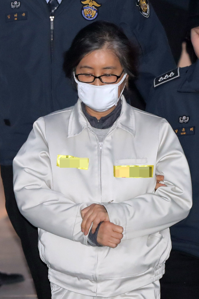 Choi Soon-sil, President Park Geun-hye’s longtime confidante (Yonhap)