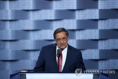 Former US Defense Secretary Leon Panetta (EPA-Yonhap)