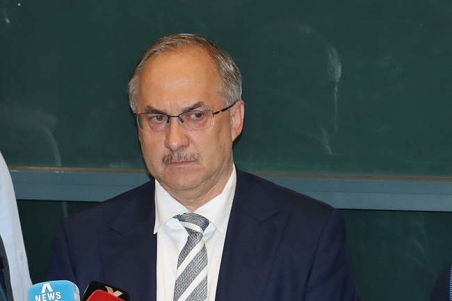 Uli Stielike, head coach of the South Korean men`s national football team, listens to a reporter`s question at Incheon International Airport on June 14, 2017, after returning from a 3-2 loss to Qatar in the World Cup qualifying match. (Yonhap)