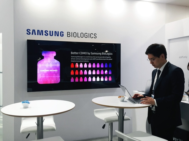 Samsung BioLogics’ booth at the 2017 Bio International Convention in San Diego (Sohn Ji-young/The Korea Herald)