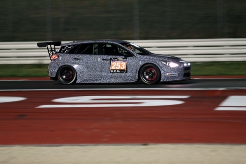 Hyundai Motor's i30 N TCR races on a track in Italy in this undated photo. (Photo courtesy of Hyundai Motor) (Yonhap)